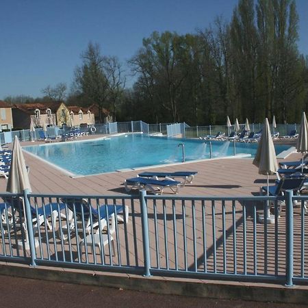 Residence Du Lac-Monflanquin Appartement Rdc Екстериор снимка