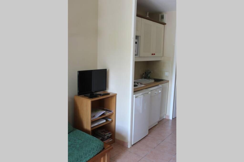 Residence Du Lac-Monflanquin Appartement Rdc Екстериор снимка